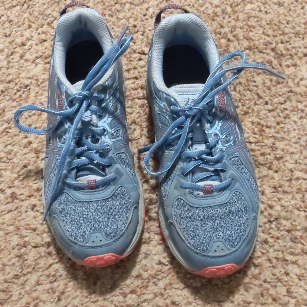 Asics gel venture shoes